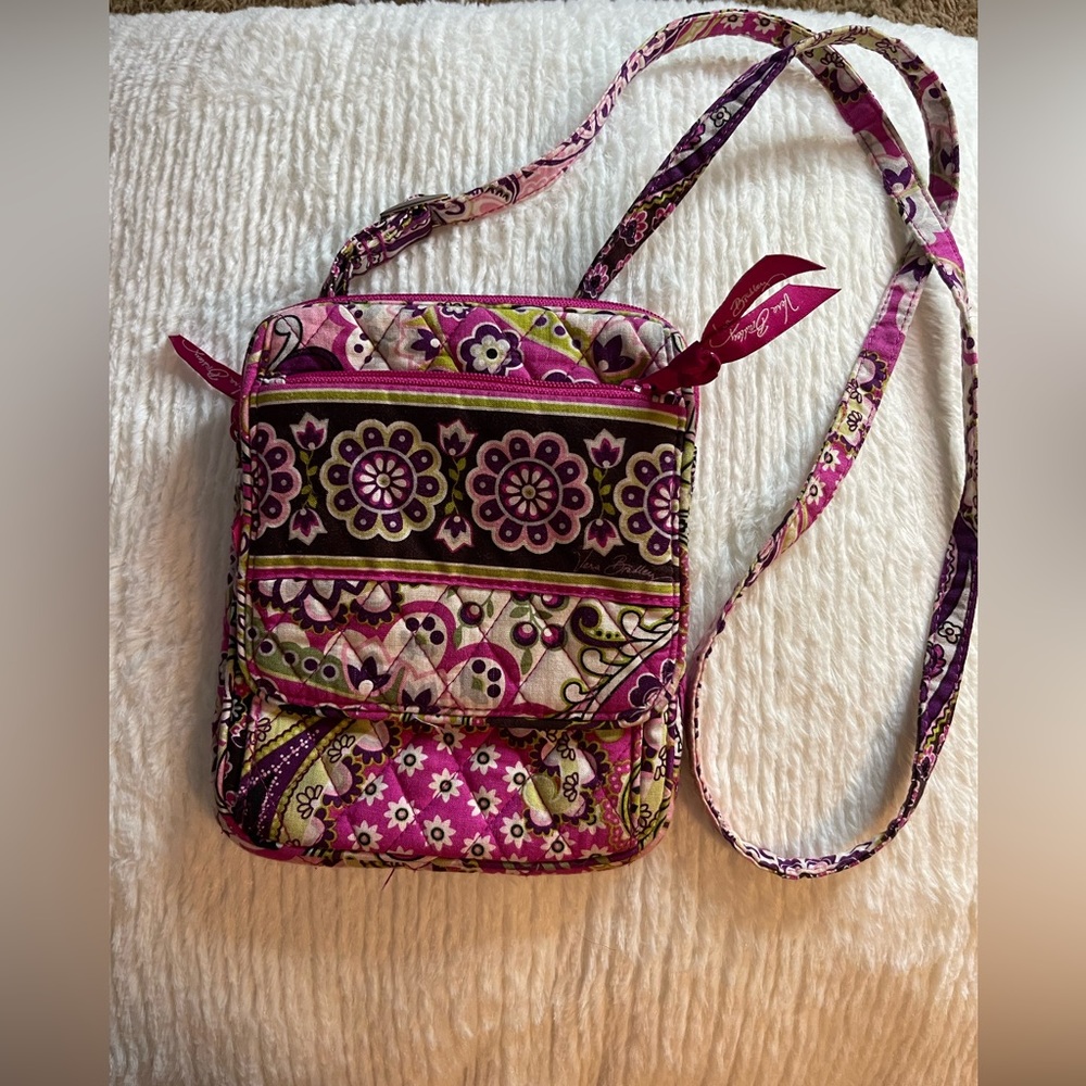 VeraBradley Very Berry Paisley Clare Crossbody